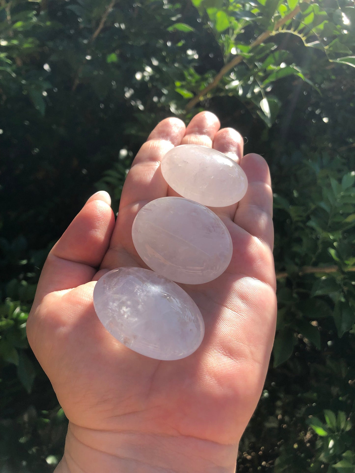 High Quality Clear Quartz Palm Stone