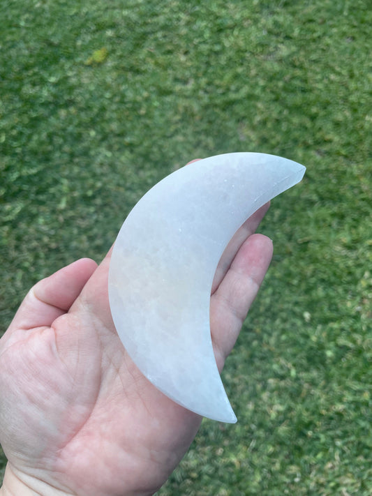 High Quality Selenite Moon Plate